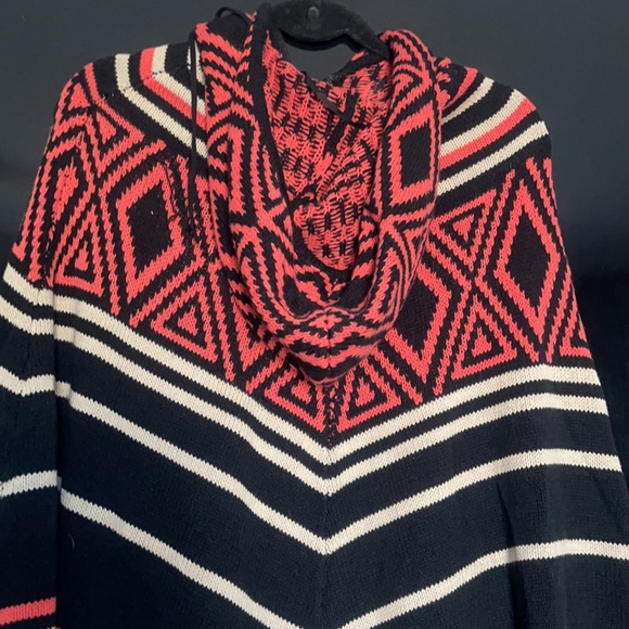 Volcom Poncho - Picture 6 of 6